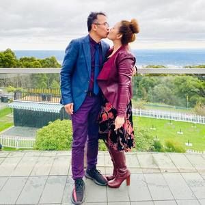 Meet your Posher, Madengama